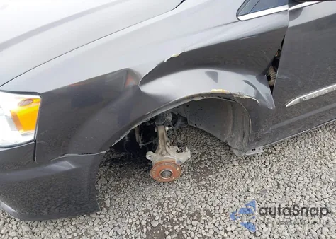 2015 Chrysler Town & Country Touring from USA, damaged, VIN 2C4RC1BG7FR715922